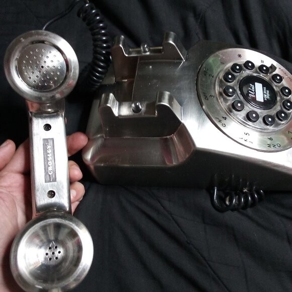 Vintage Silver Crosley Telephone Model #CR-58 Digital/Rotary Desk Phone 2003 - Picture 5 of 6